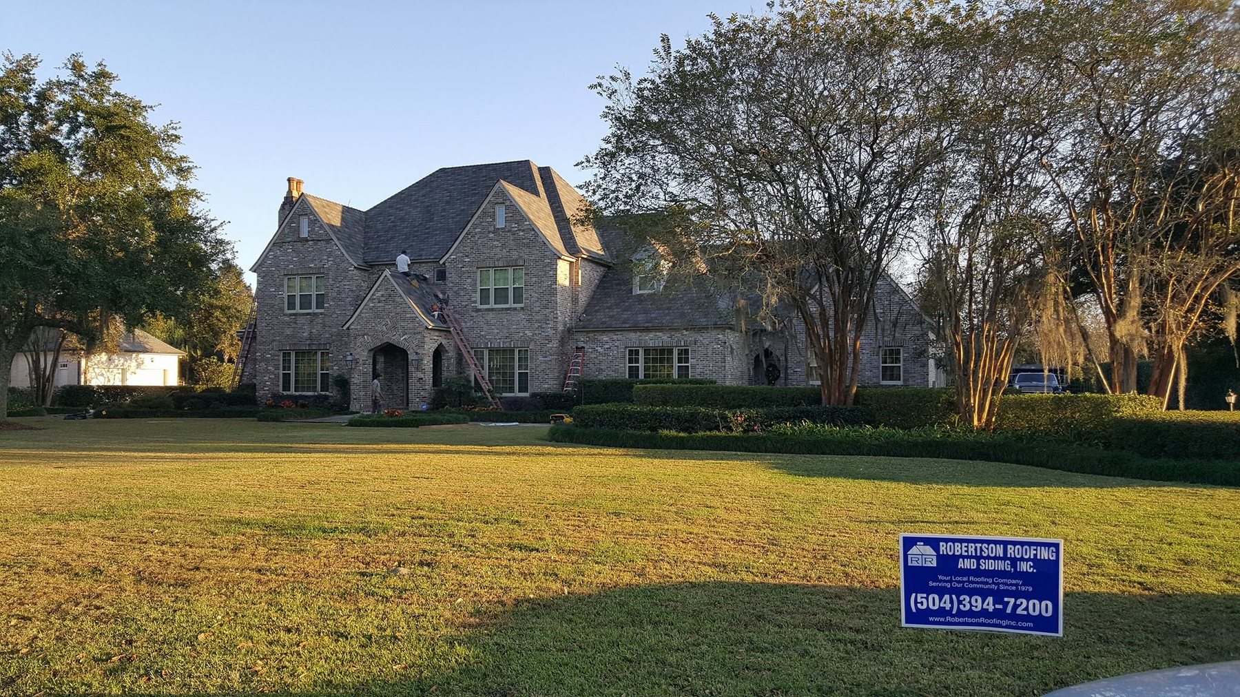 Robertson Roofing project photo 5